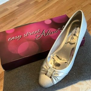 Silver satin low block heel pump NWT
